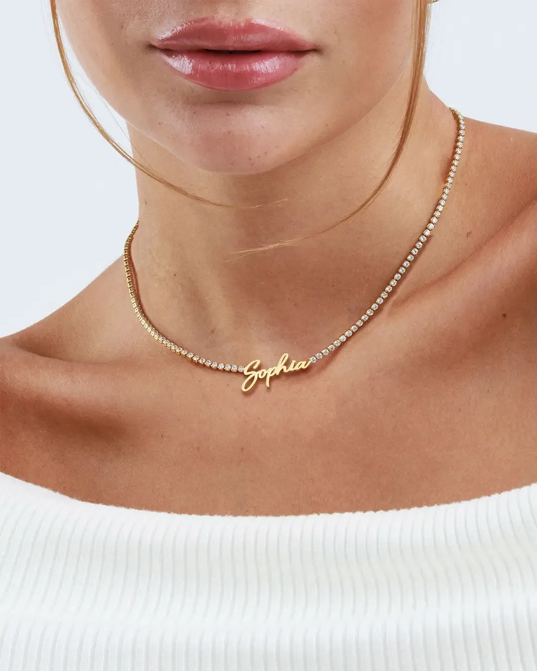 Gold script name necklace